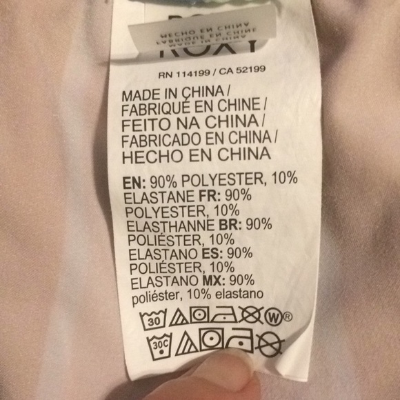 Roxy size M shorts in new condition - Picture 7 of 7